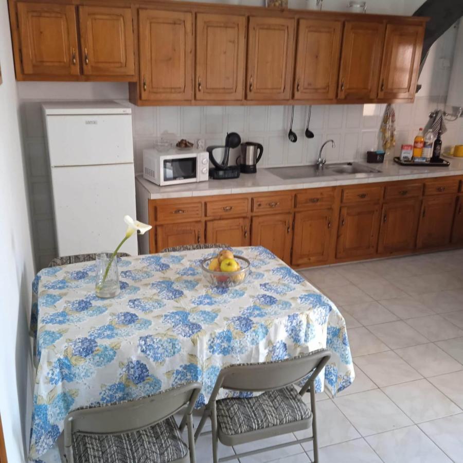 Вилла Casa Elias Нордешти Экстерьер фото